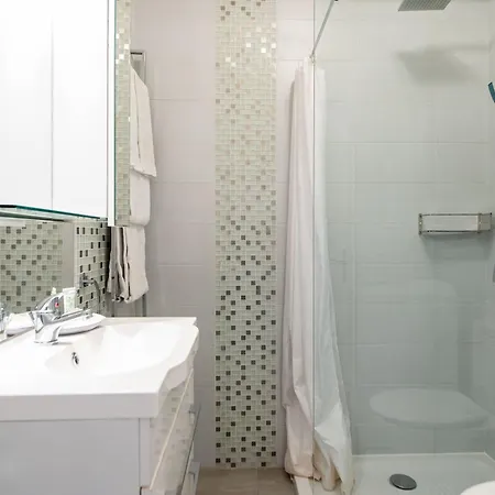 Apartment Le Festif Splendide Avec Loggia Au Carre D'or, Joie Speciale Pour Deux *