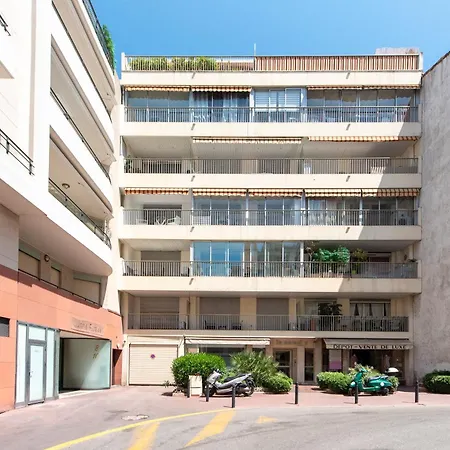 Apartment Le Festif Splendide Avec Loggia Au Carre D'or, Joie Speciale Pour Deux Cannes
