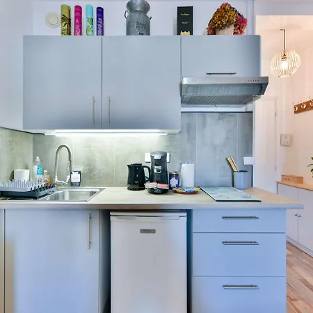 Apartment Le Festif Splendide Avec Loggia Au Carre D'or, Joie Speciale Pour Deux *